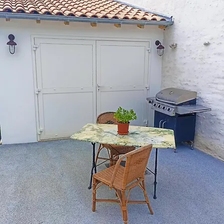 Charmant Studio Renove A Quelques Pas De La Plage