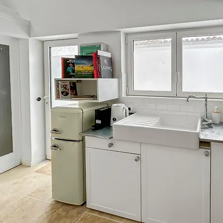 Charmant Studio Renove A Quelques Pas De La Plage Apartman